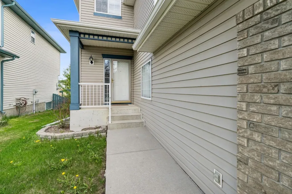 161 Citadel Ridge Close NW Calgary AB T3G4V5