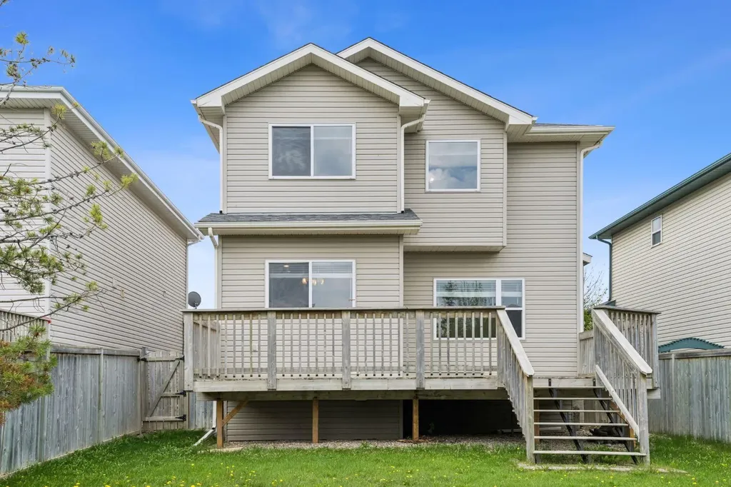 161 Citadel Ridge Close NW Calgary AB T3G4V5