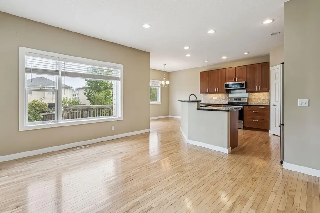 161 Citadel Ridge Close NW Calgary AB T3G4V5