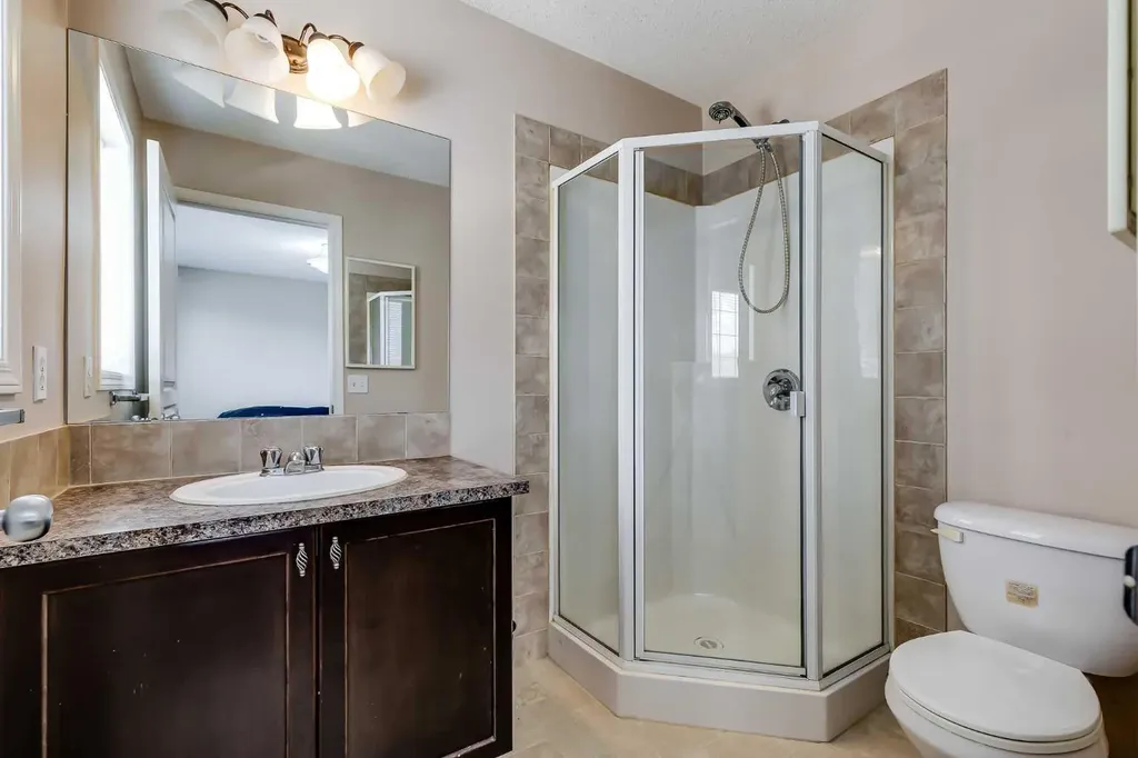 31 Taralake Gardens NE Calgary AB T3J 0A8