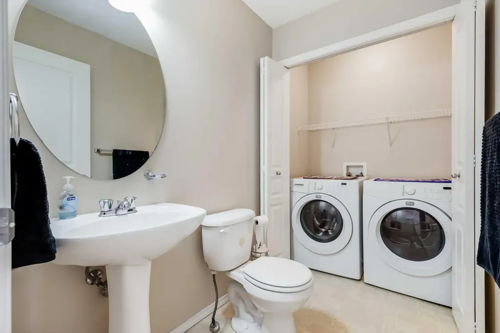 31 Taralake Gardens NE Calgary AB T3J 0A8