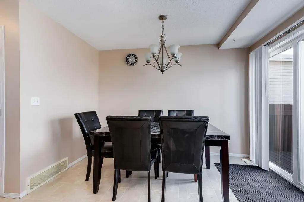 31 Taralake Gardens NE Calgary AB T3J 0A8