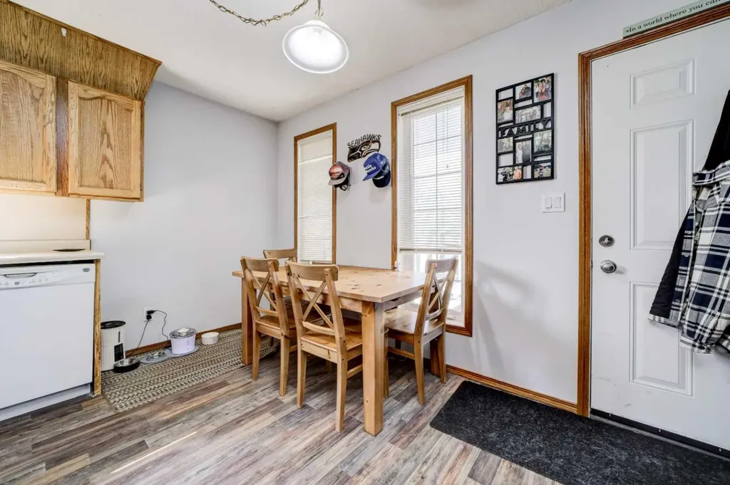 93 4 Avenue Pincher Creek AB T0K 1W0