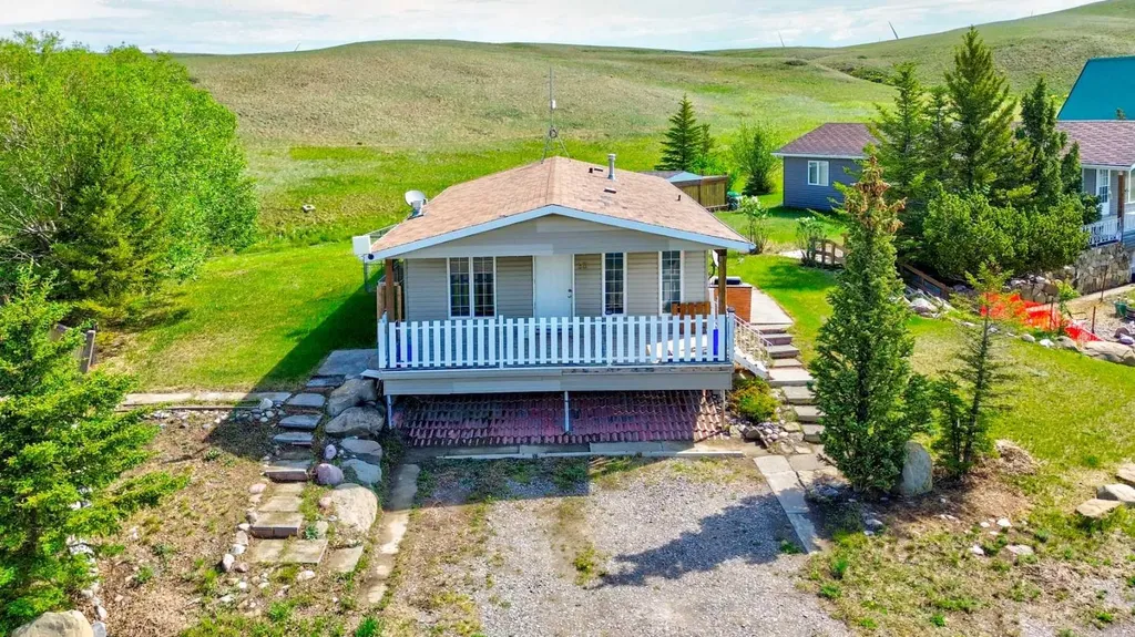 93 4 Avenue Rural Pincher Creek No. 9 M.d. Of AB T0K 1W0