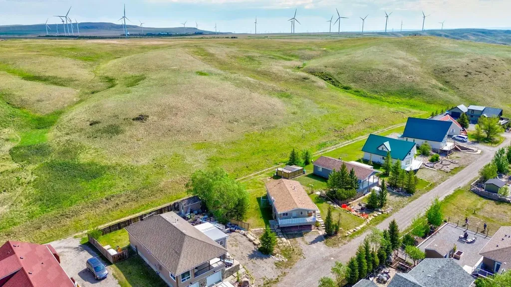 93 4 Avenue Pincher Creek AB T0K 1W0
