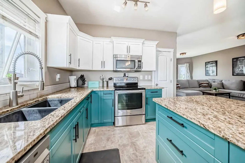 128 Almond Crescent Blackfalds AB T4M 0J5