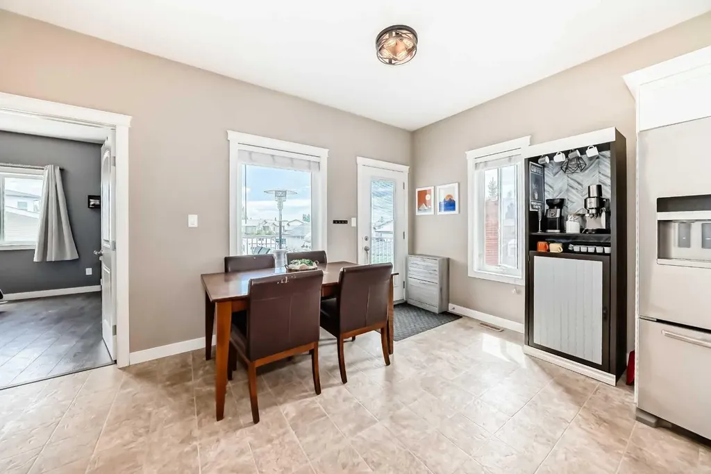 128 Almond Crescent Blackfalds AB T4M 0J5