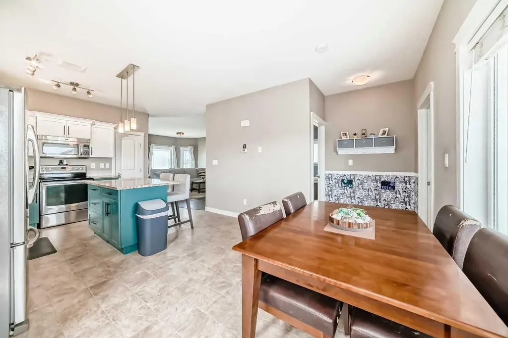 128 Almond Crescent Blackfalds AB T4M 0J5