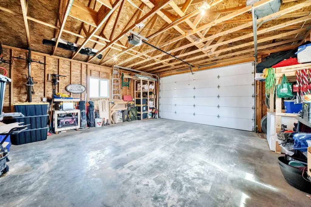 128 Almond Crescent Blackfalds AB T4M 0J5