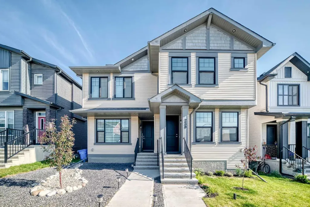 238 Aquila Drive NW Calgary AB T3R 1Y6