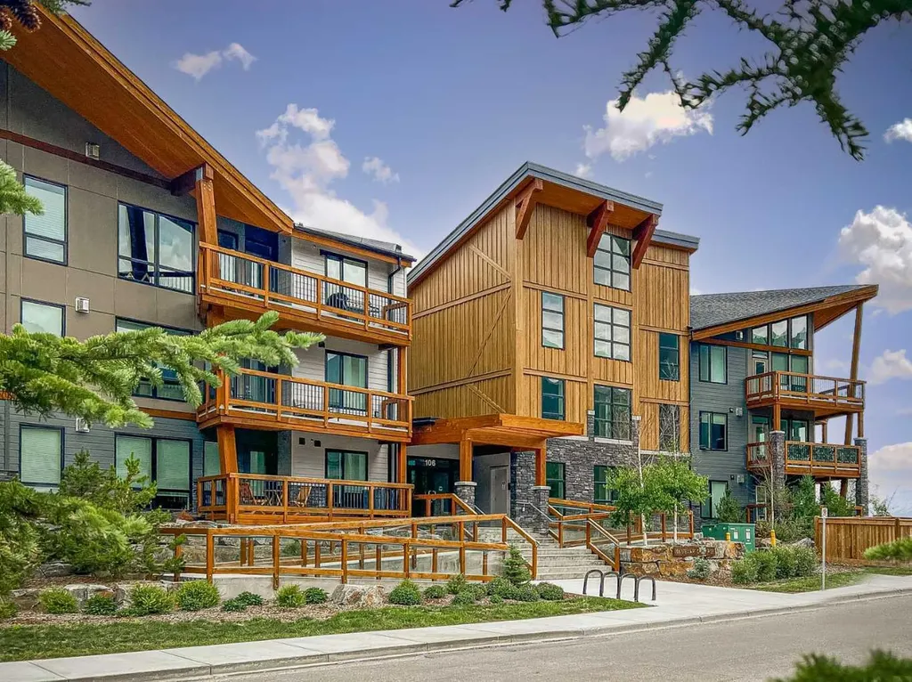 106 Stewart Creek Rise Canmore AB T1W 0L8