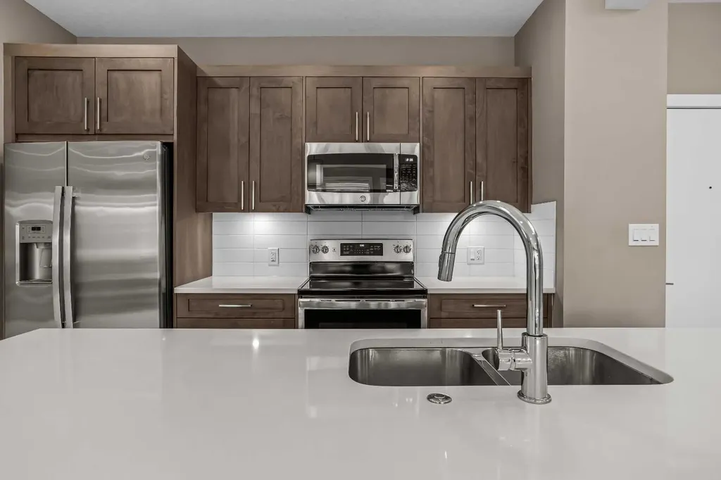 106 Stewart Creek Rise Canmore AB T1W 0L8