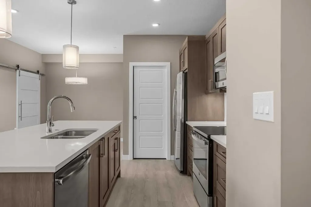 106 Stewart Creek Rise Canmore AB T1W 0L8