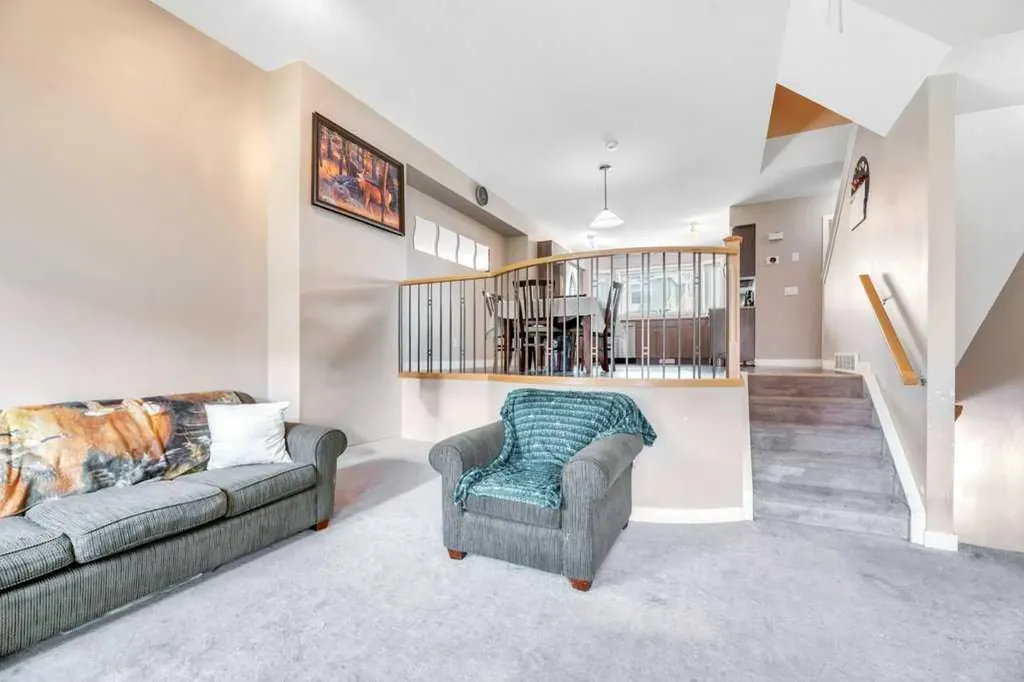 318 Strathcona Circle Strathmore AB T1P 0B1