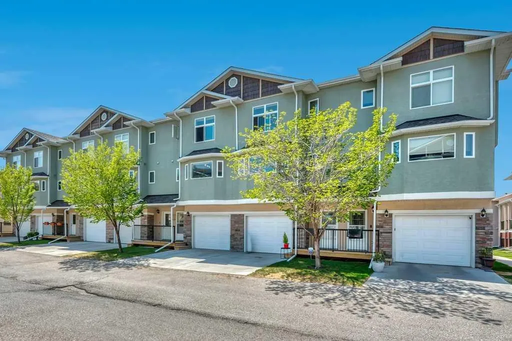 318 Strathcona Circle Strathmore AB T1P 0B1