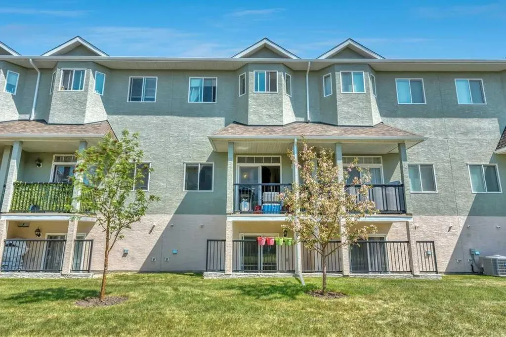 318 Strathcona Circle Strathmore AB T1P 0B1