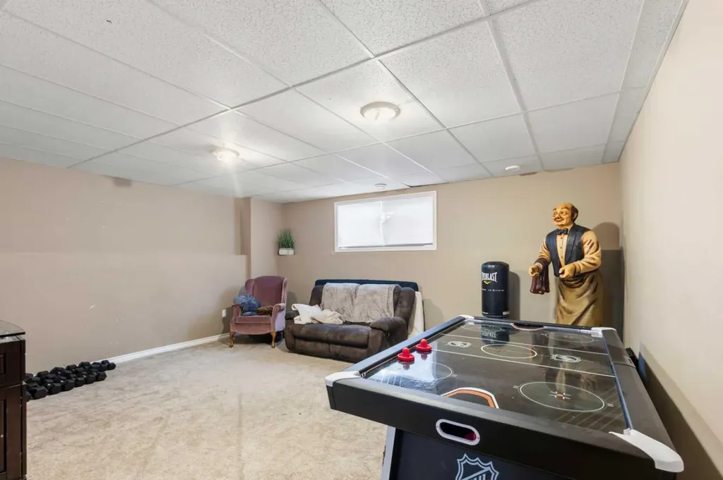 10246 97 Street Sexsmith AB T0H 3C0