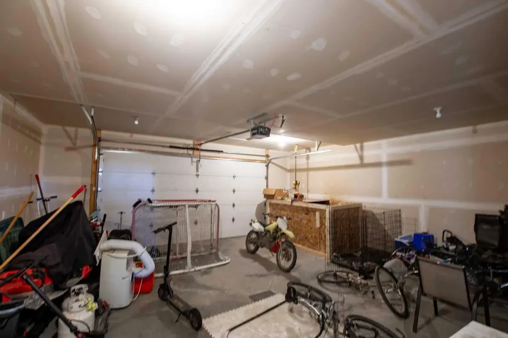 10246 97 Street Sexsmith AB T0H 3C0