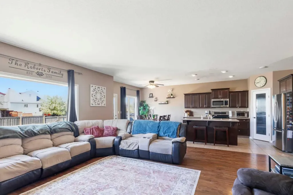 10246 97 Street Sexsmith AB T0H 3C0