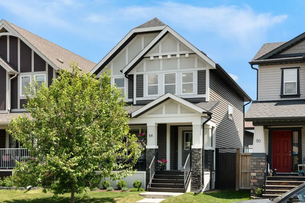 54 Legacy Common SE Calgary AB T2X0X9