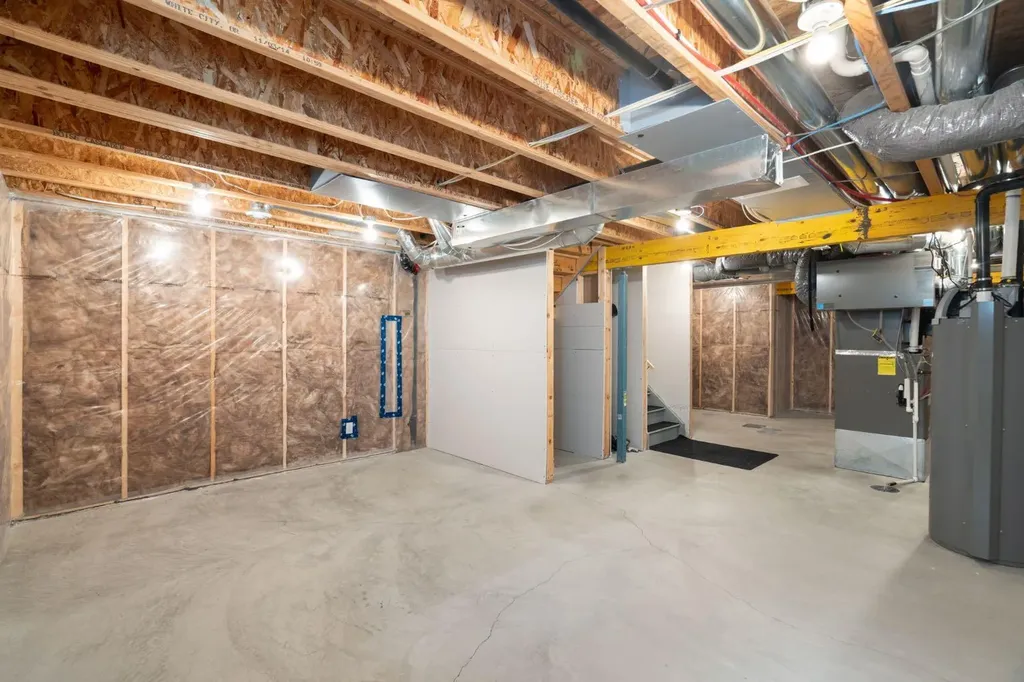 54 Legacy Common SE Calgary AB T2X0X9