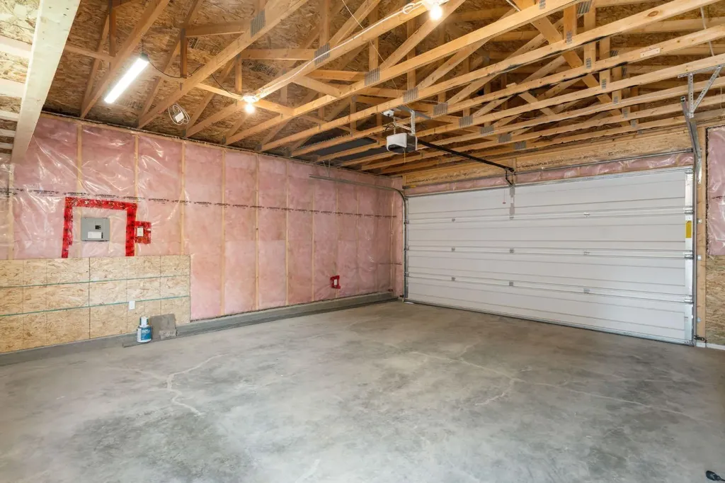 54 Legacy Common SE Calgary AB T2X0X9