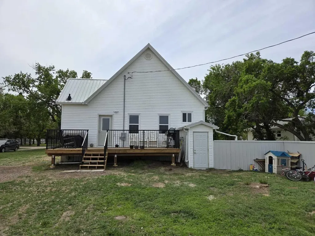 718 3 Avenue N Vauxhall AB T0K 2K0
