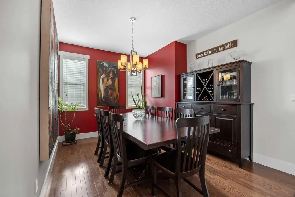 184 Magenta Crescent Chestermere AB T1X 0K9