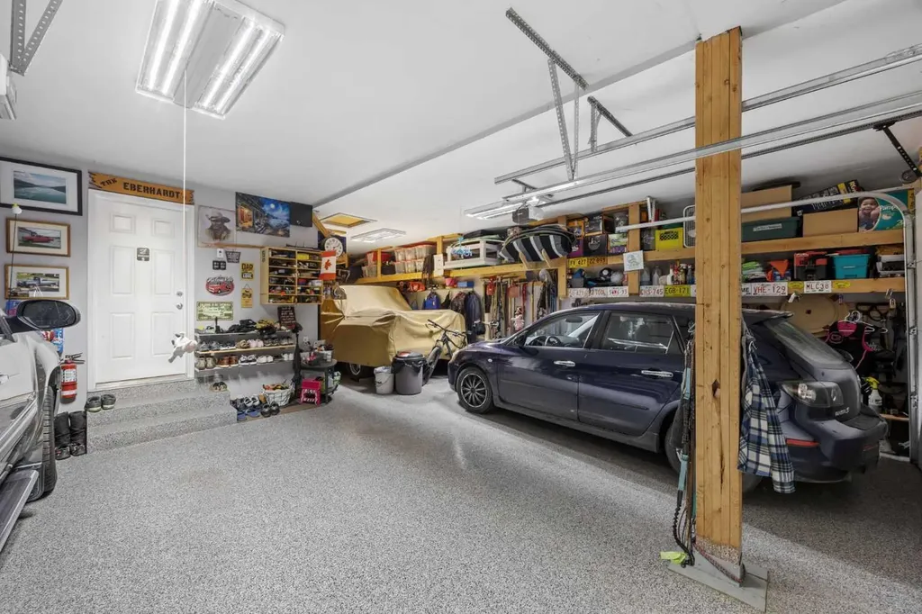 184 Magenta Crescent Chestermere AB T1X 0K9
