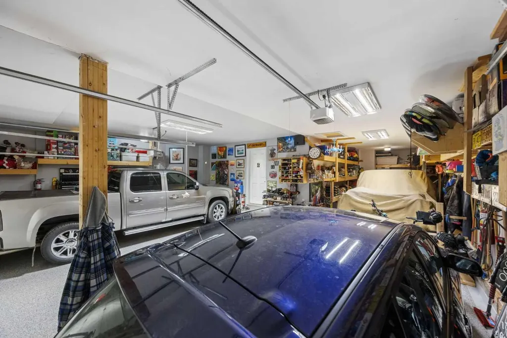 184 Magenta Crescent Chestermere AB T1X 0K9