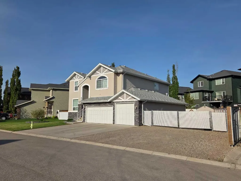 184 Magenta Crescent Chestermere AB T1X 0K9