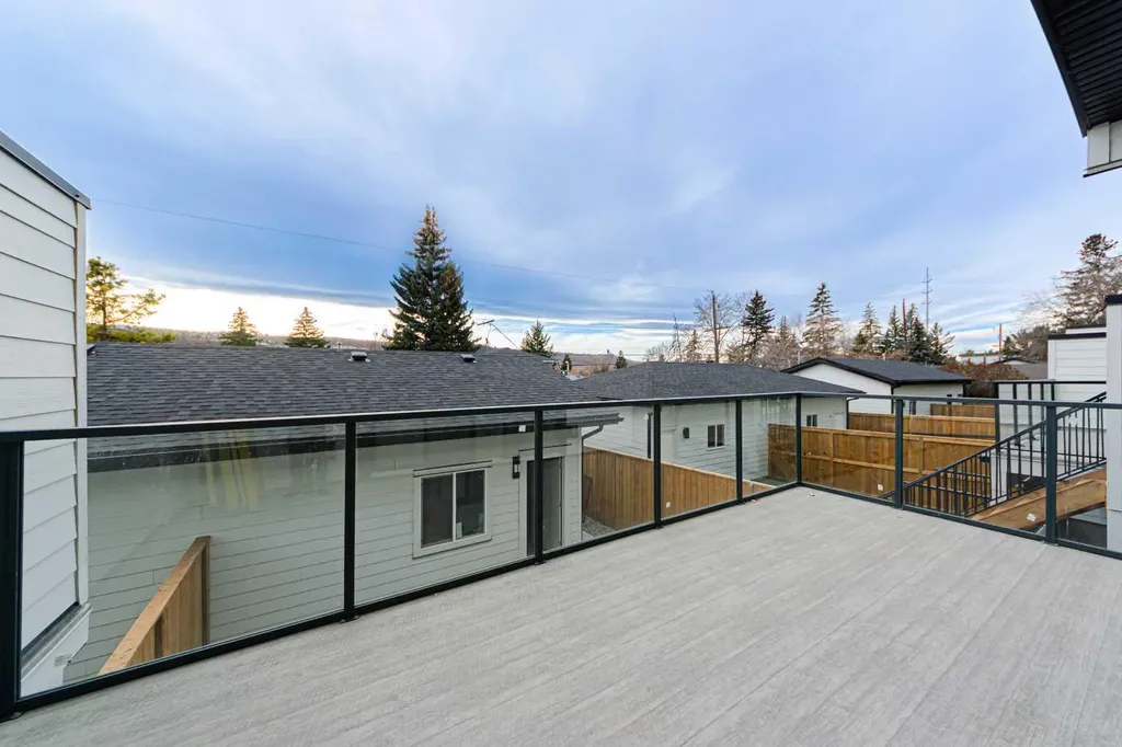 5003 21 Avenue NW Calgary AB T3B 0X3