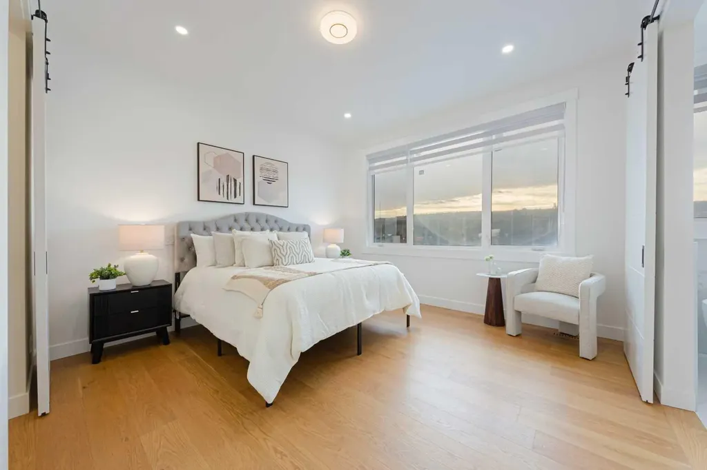 5003 21 Avenue NW Calgary AB T3B 0X3