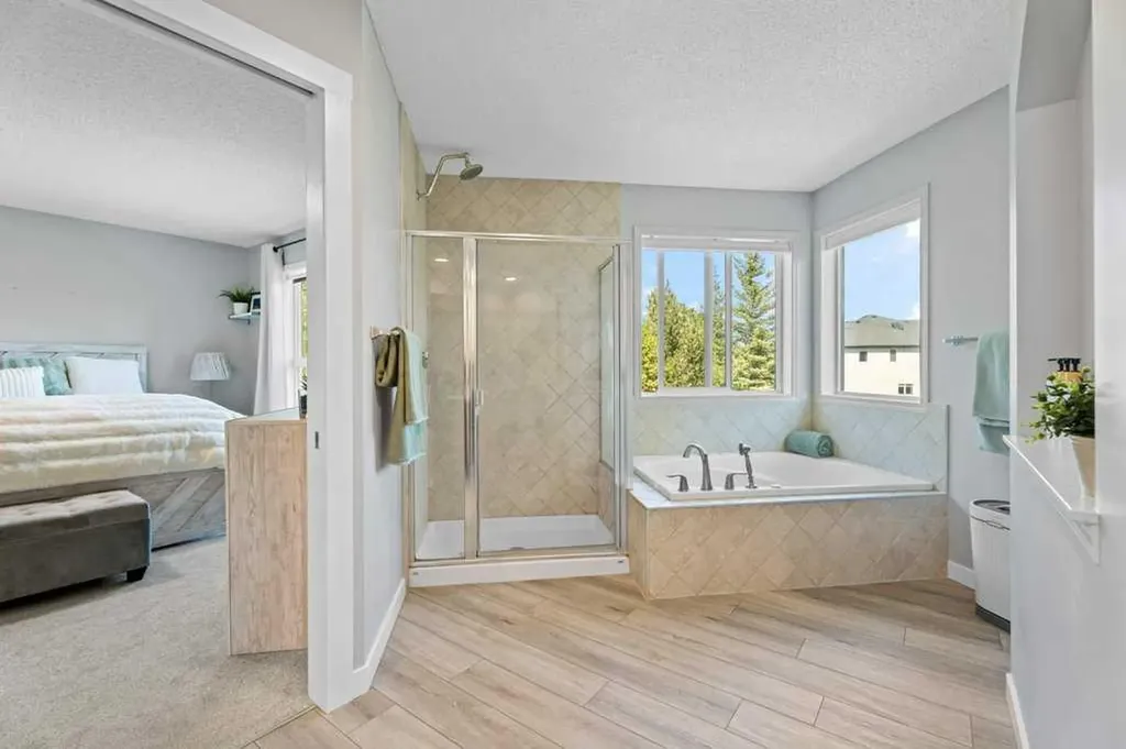 100 Drake Landing Common Okotoks AB T1S 2M7