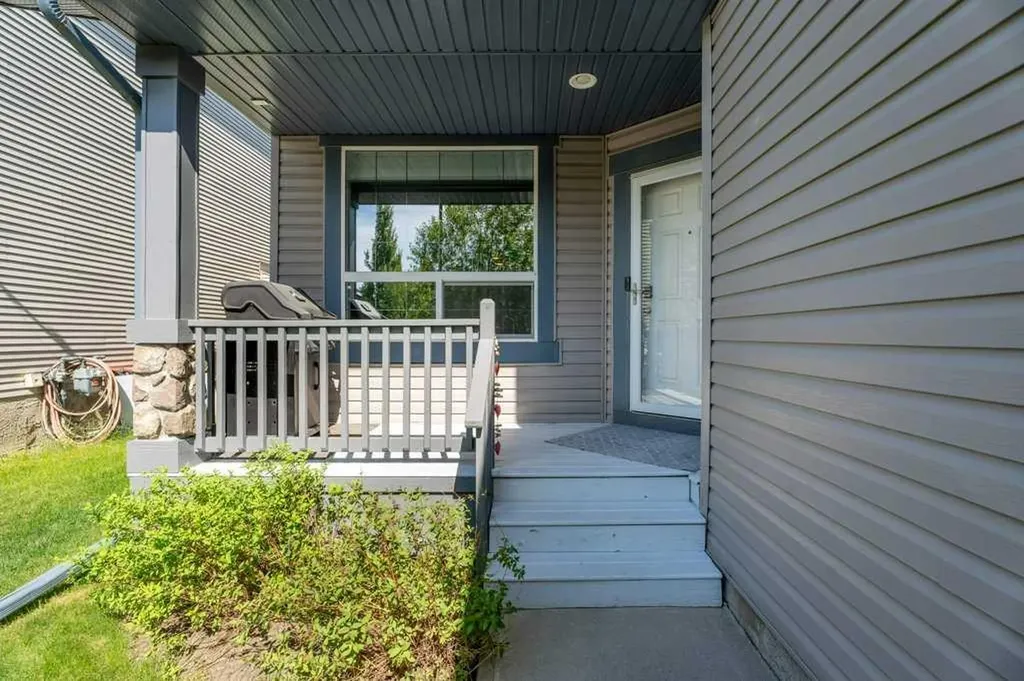 100 Drake Landing Common Okotoks AB T1S 2M7