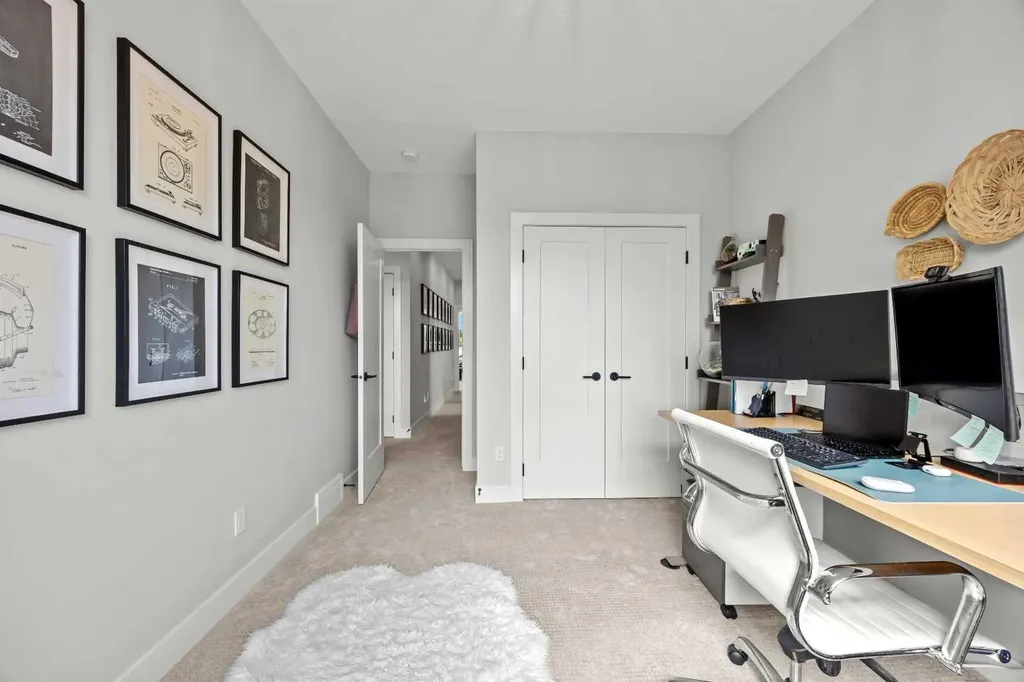 1133 Radnor Avenue NE Calgary AB T2E 5H7