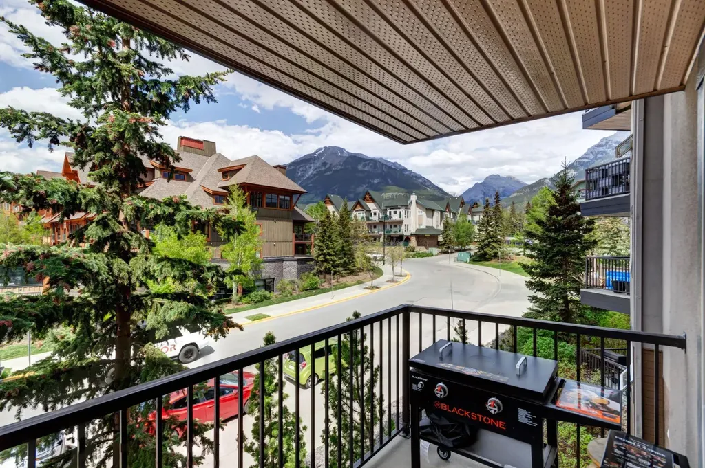 186 Kananaskis Way Canmore AB T1W 0A2