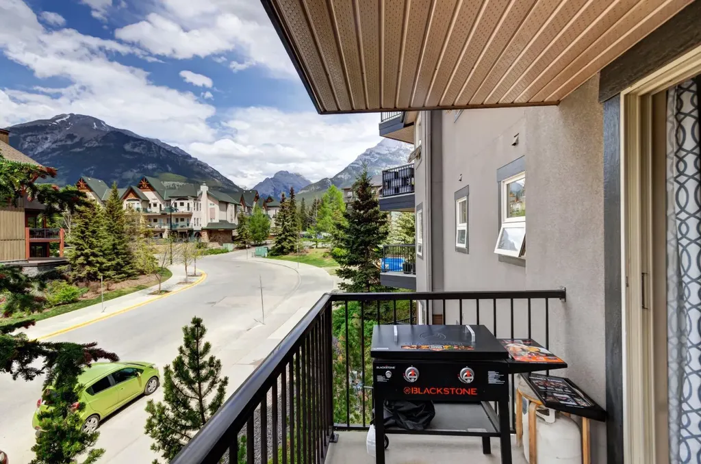 186 Kananaskis Way Canmore AB T1W 0A2