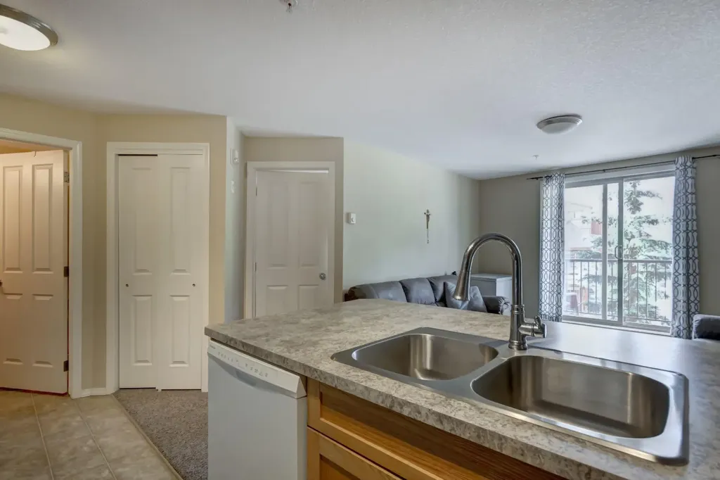 186 Kananaskis Way Canmore AB T1W 0A2