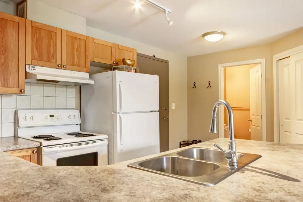 186 Kananaskis Way Canmore AB T1W 0A2