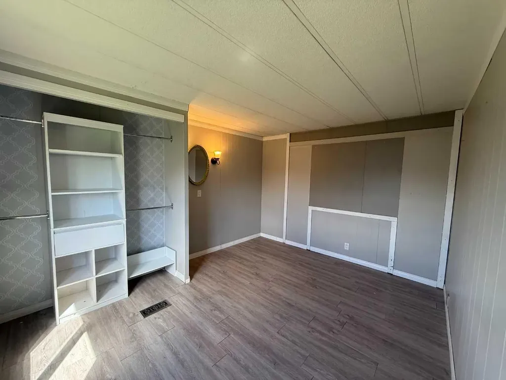 120 3 Avenue SW Falher AB T0H 1M0