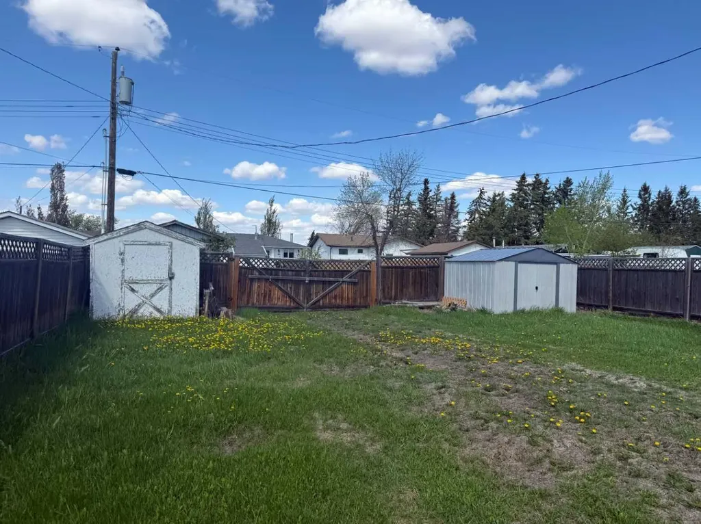120 3 Avenue SW Falher AB T0H 1M0