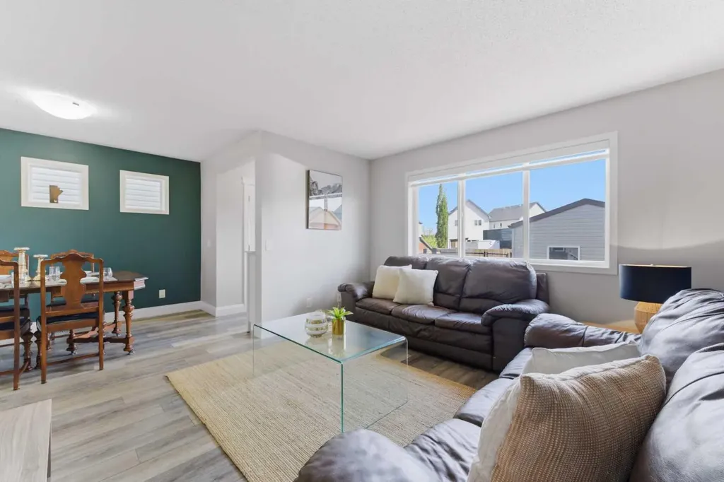 394 Copperpond Boulevard SE Calgary AB T2Z 0Z7