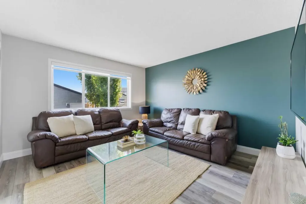394 Copperpond Boulevard SE Calgary AB T2Z 0Z7