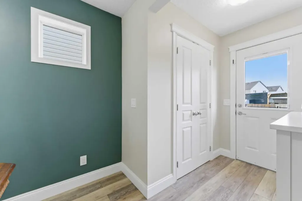394 Copperpond Boulevard SE Calgary AB T2Z 0Z7
