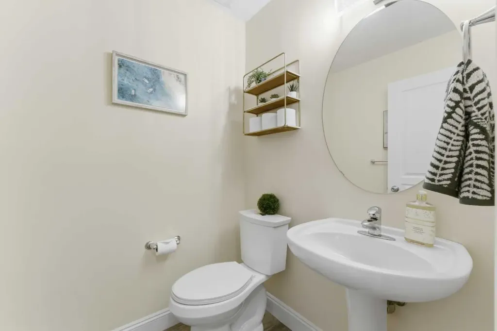 394 Copperpond Boulevard SE Calgary AB T2Z 0Z7