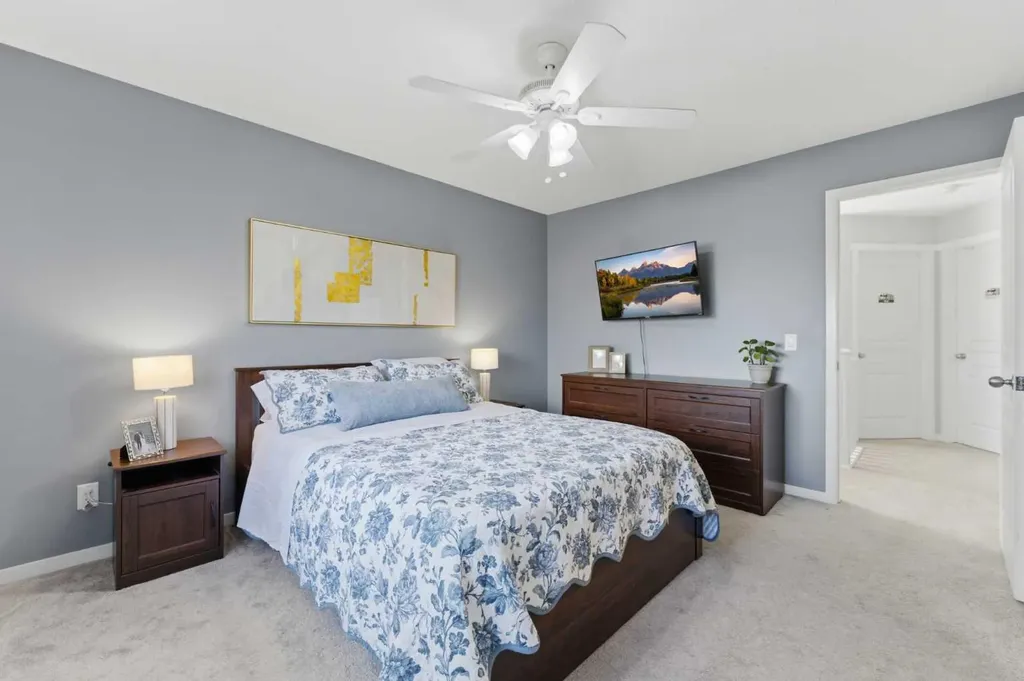 394 Copperpond Boulevard SE Calgary AB T2Z 0Z7