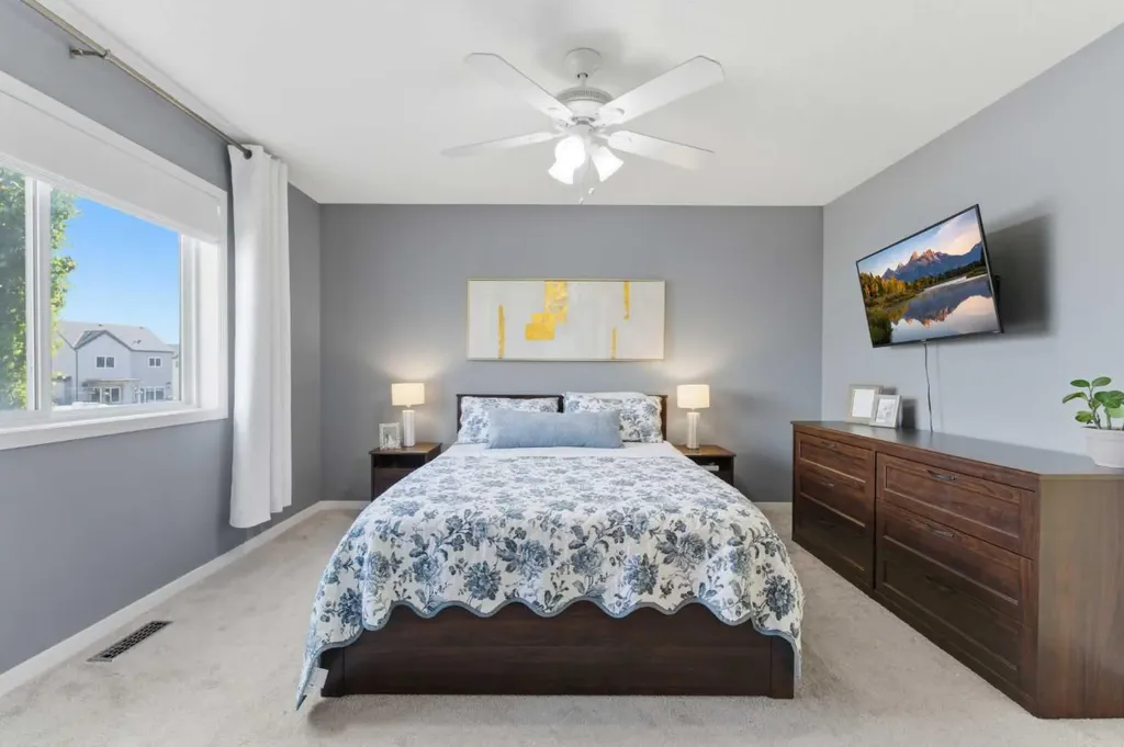 394 Copperpond Boulevard SE Calgary AB T2Z 0Z7