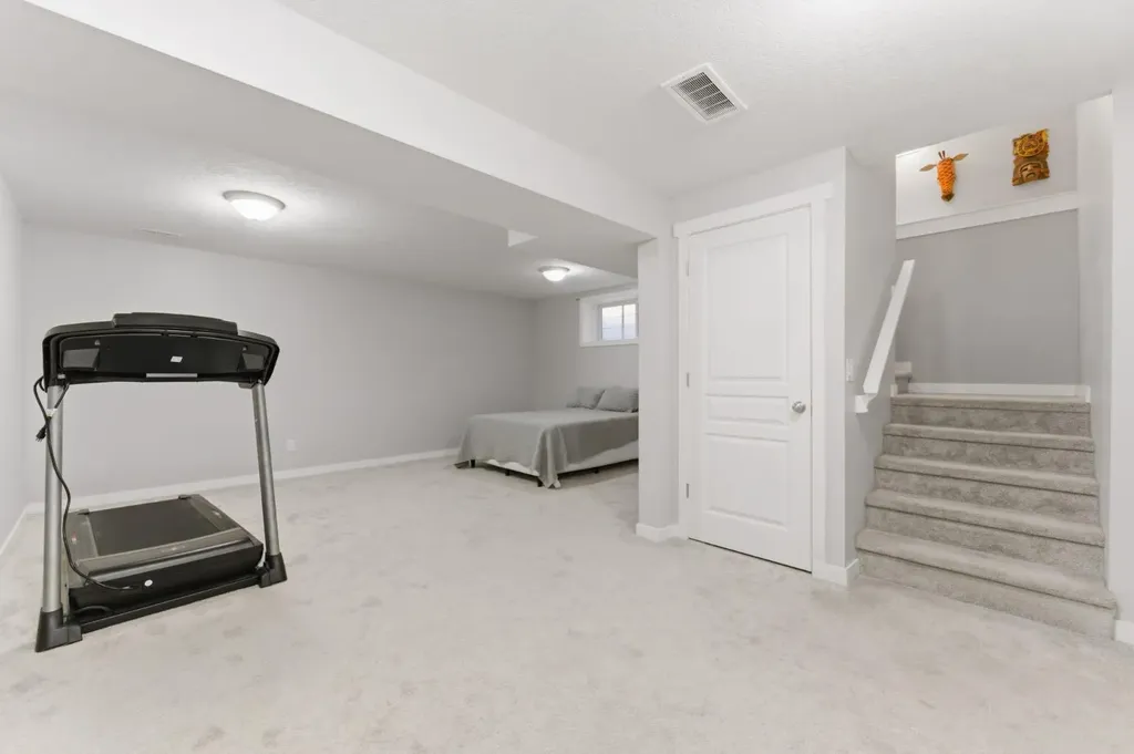 394 Copperpond Boulevard SE Calgary AB T2Z 0Z7