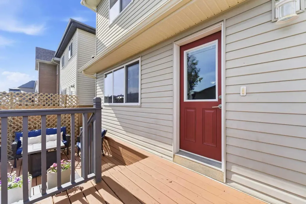 394 Copperpond Boulevard SE Calgary AB T2Z 0Z7